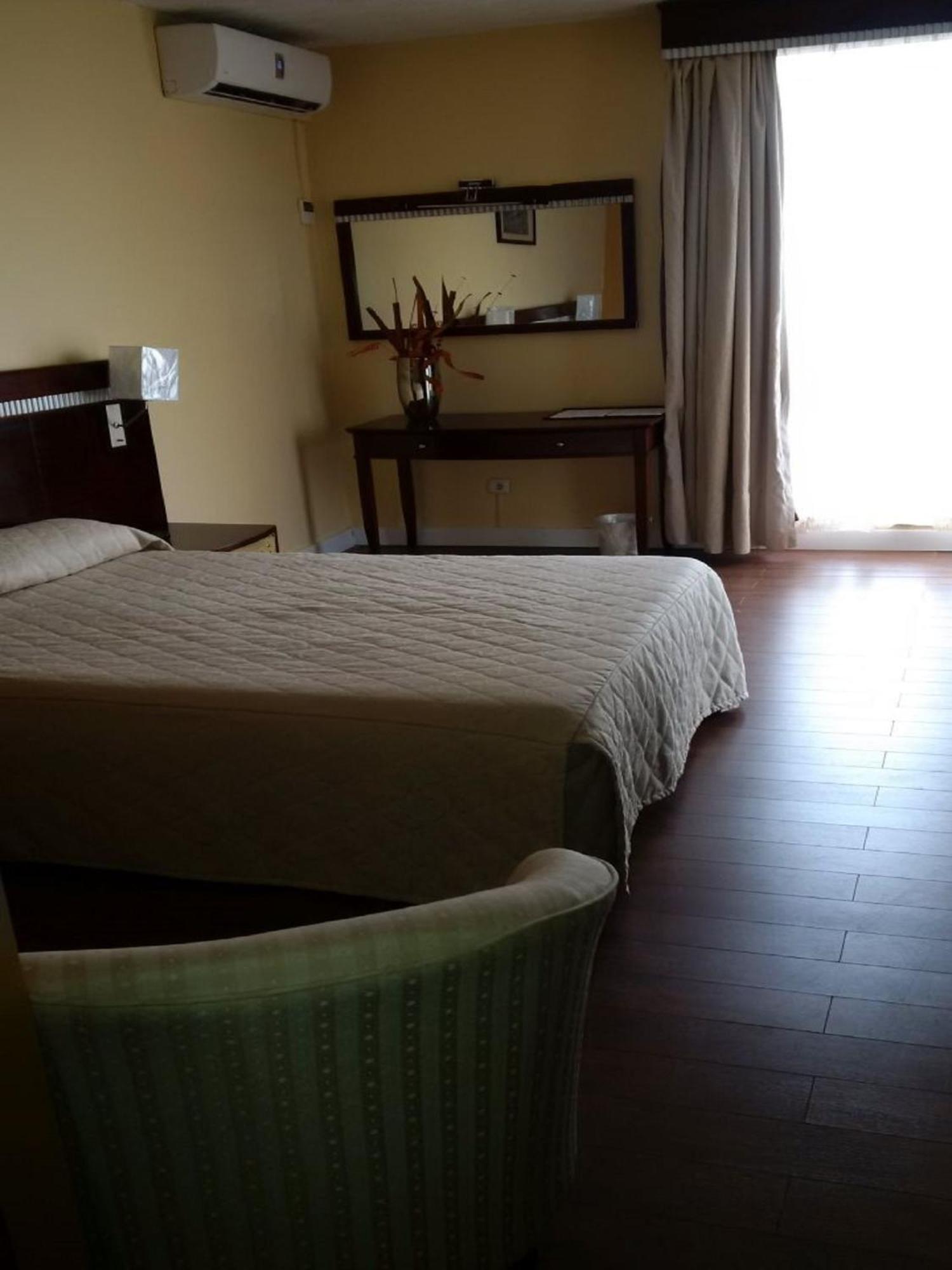 Hotel Inter Chimoio Zimmer foto